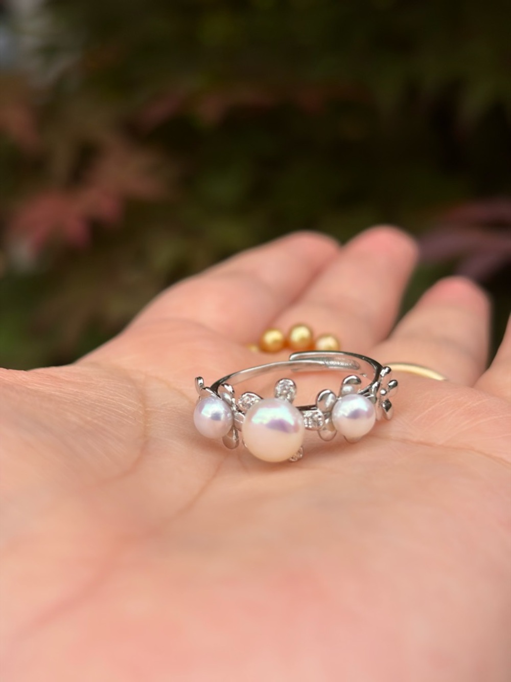 Natural Freshwater Pearl Trio Adjustable Ring - White/Pinkish Pearls